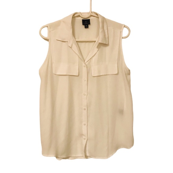 Worthington Tops 2 Worthington Sleeveless White Button Down